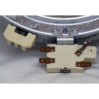 Electrolux Westinghouse Simpson Oven Ceramic Element 230mm 2200W 4055980504 389082702E alternate image