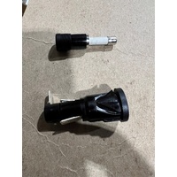 257325 FUSE HOLDER 15A BK US/CA ASSY alternate image