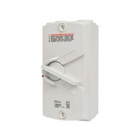 Isolators & Switches | Tesla Large Isolator - 3 Pole 32A | PN: TESTWIS3P35L